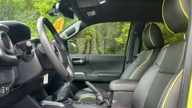Certified 2023 Toyota Tacoma TRD Sport AWD/4WD image 9