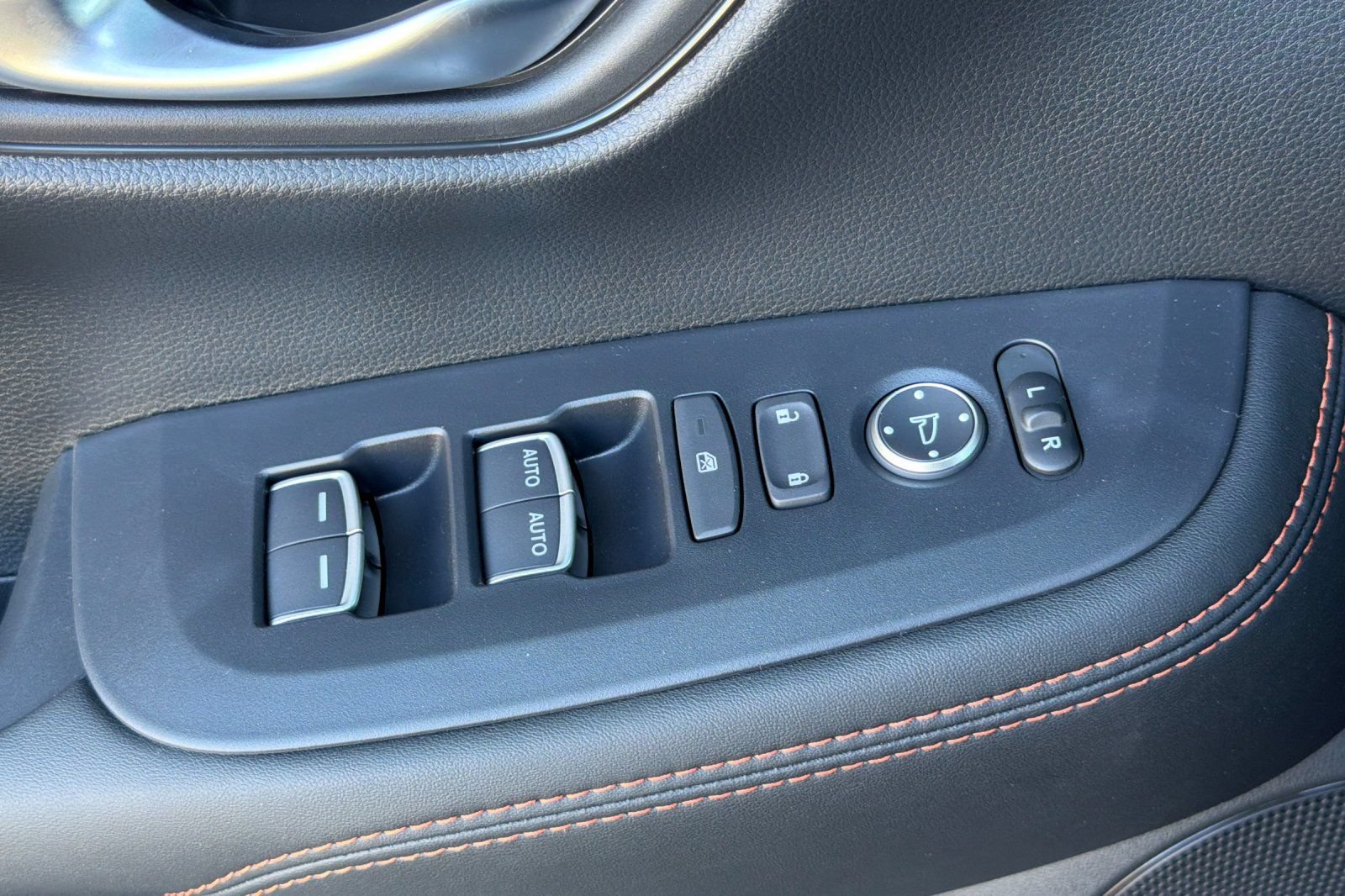 New 2027 Honda HR-V Sport image 12