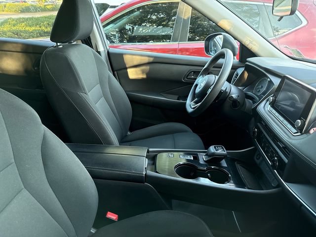 Certified 2024 Nissan Rogue S FWD image 3