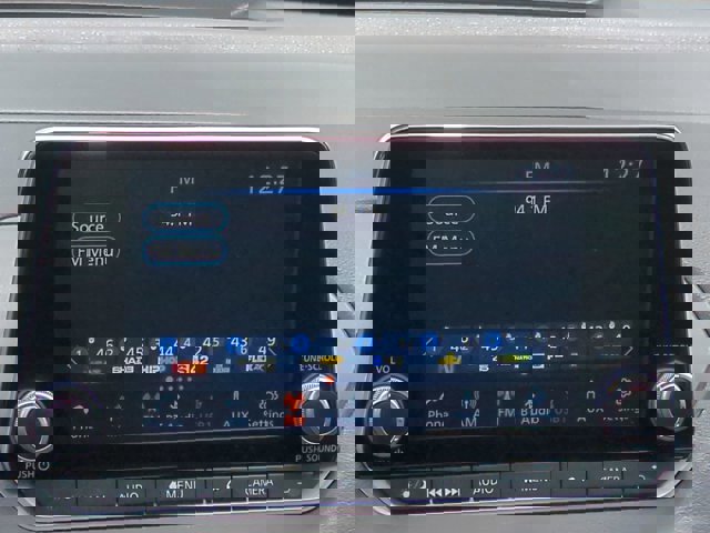 Used 2025 Nissan Sentra SV image 17