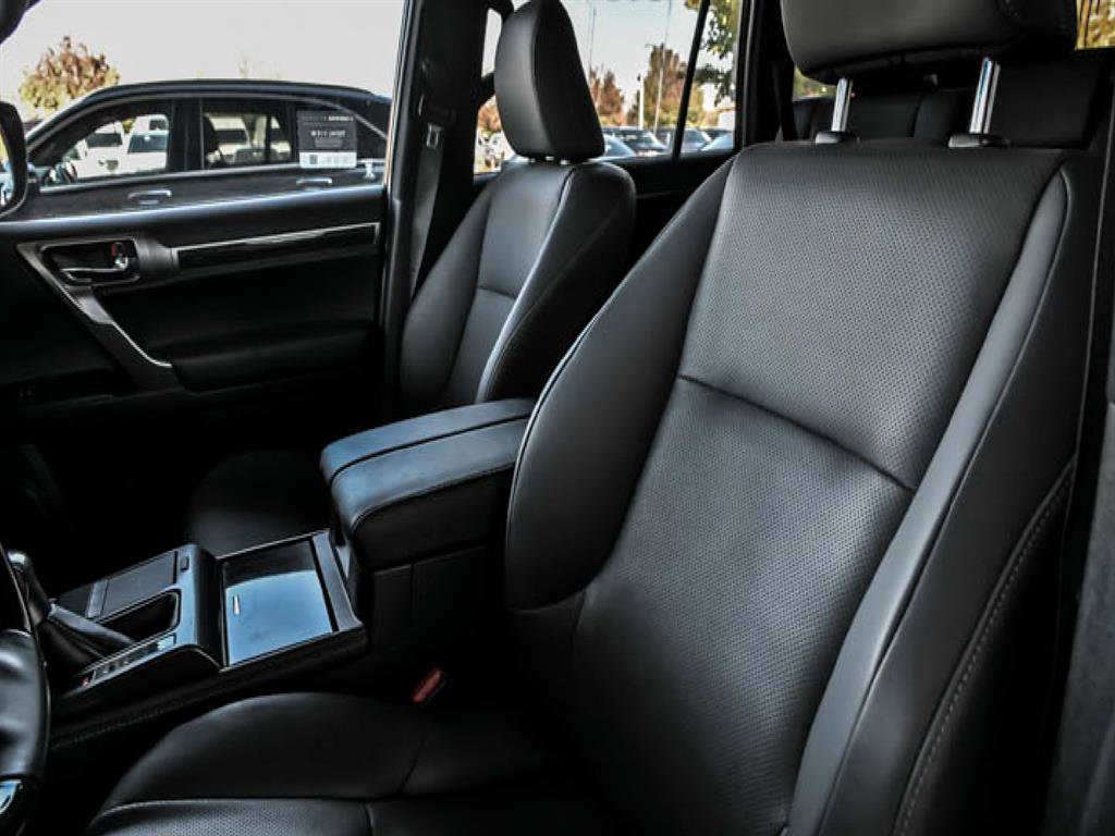 Used 2023 Lexus GX 460 Premium image 12