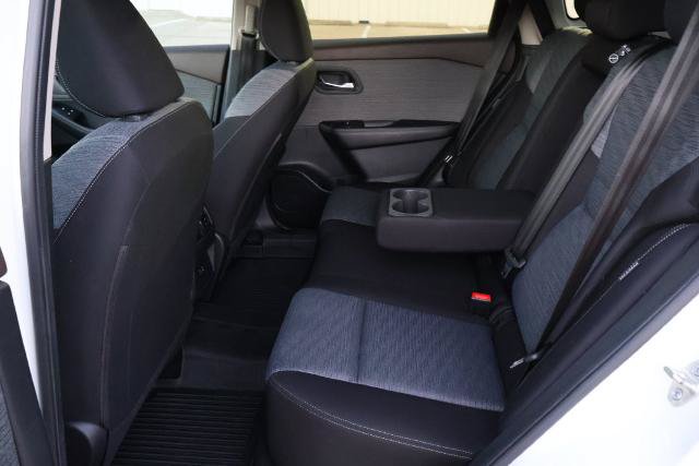 Certified 2023 Nissan Rogue SV FWD image 13