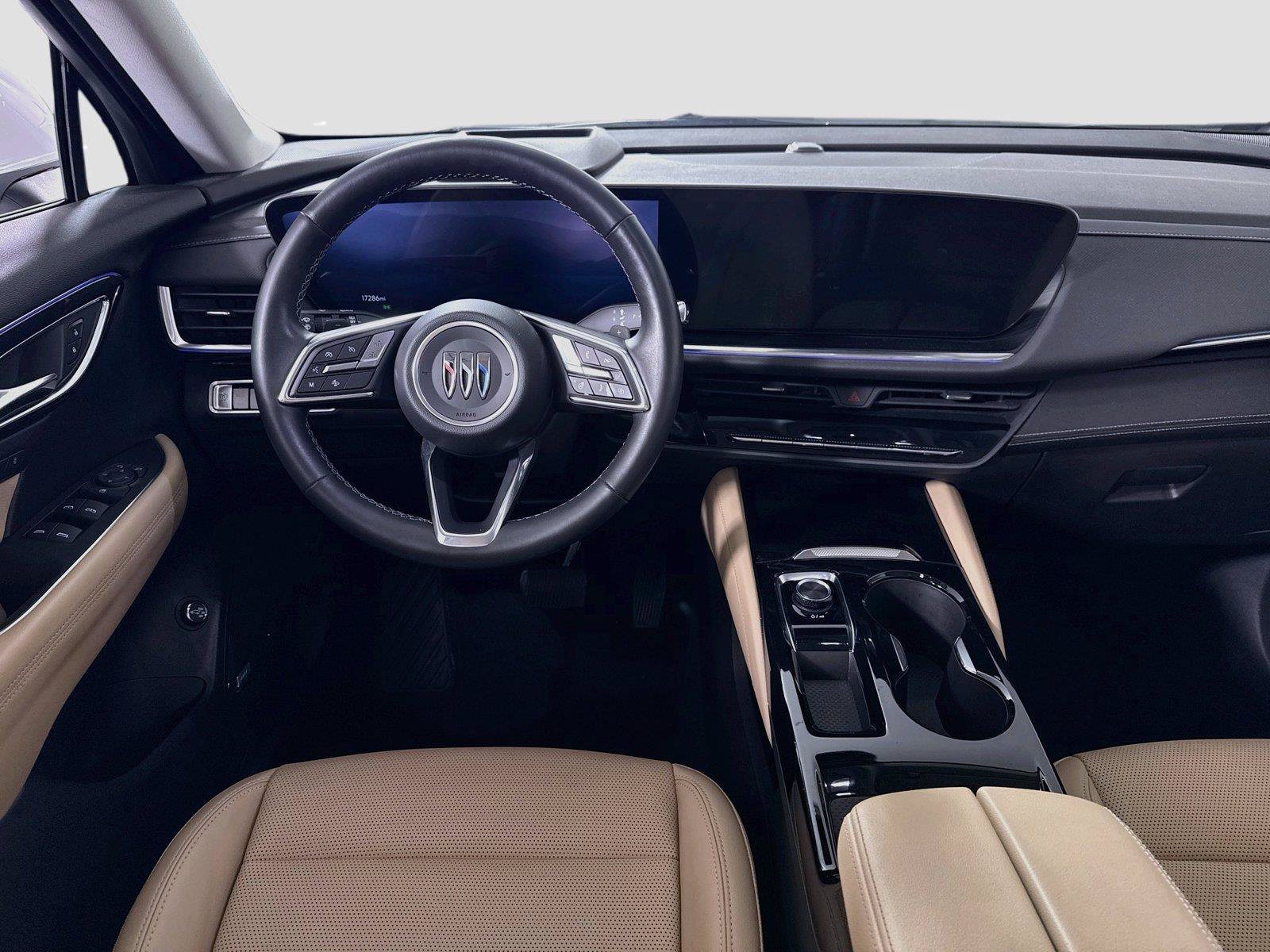 Used 2024 Buick Envision Preferred AWD/4WD image 2