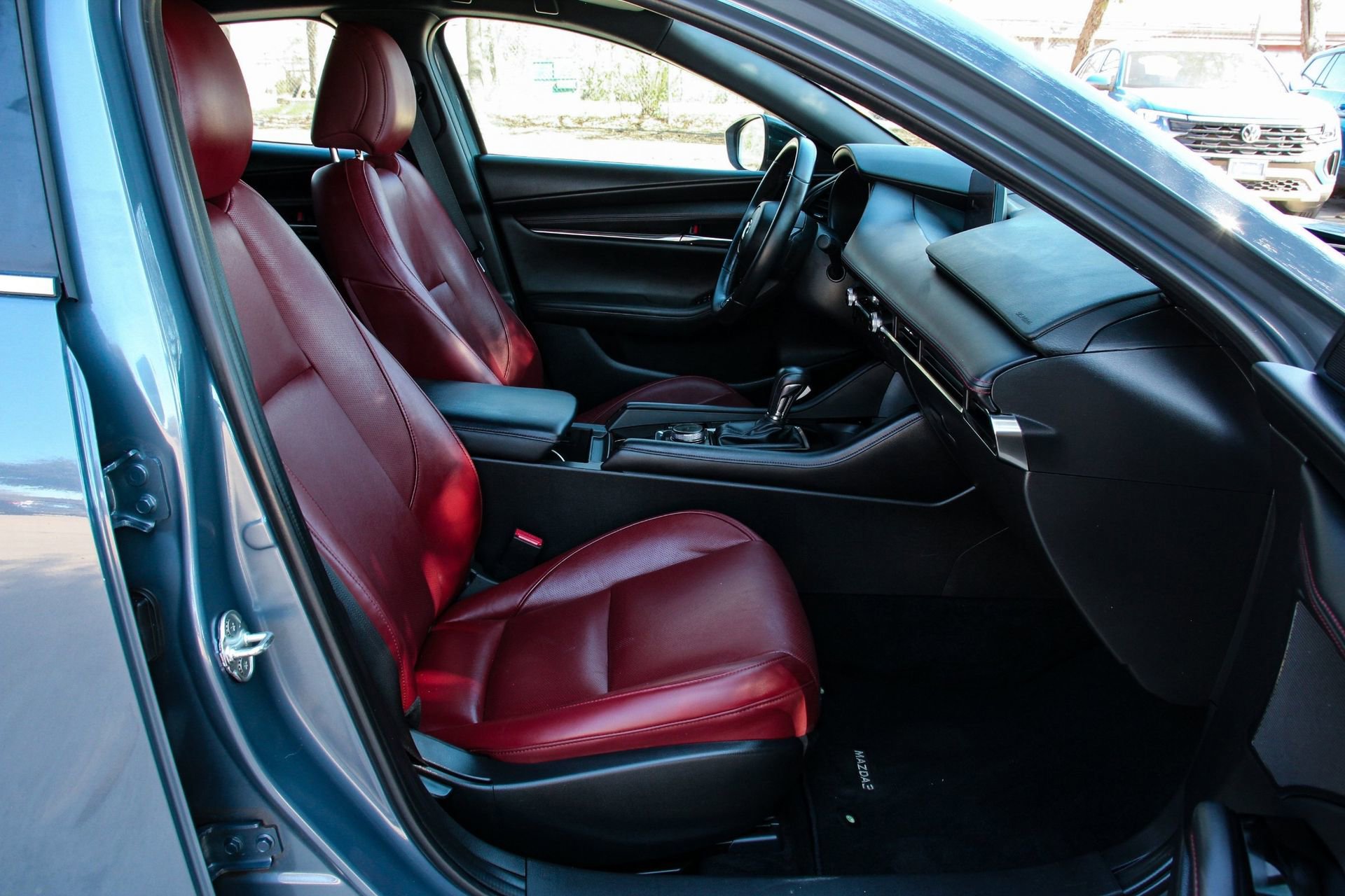 Used 2025 MAZDA MAZDA3 Carbon image 29