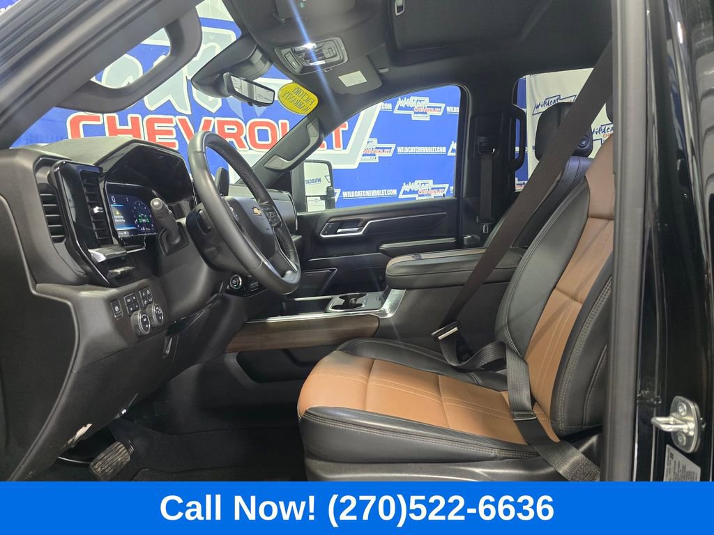 Used 2025 Chevrolet Silverado 3500 High Country w/ High Country Premium Package image 20