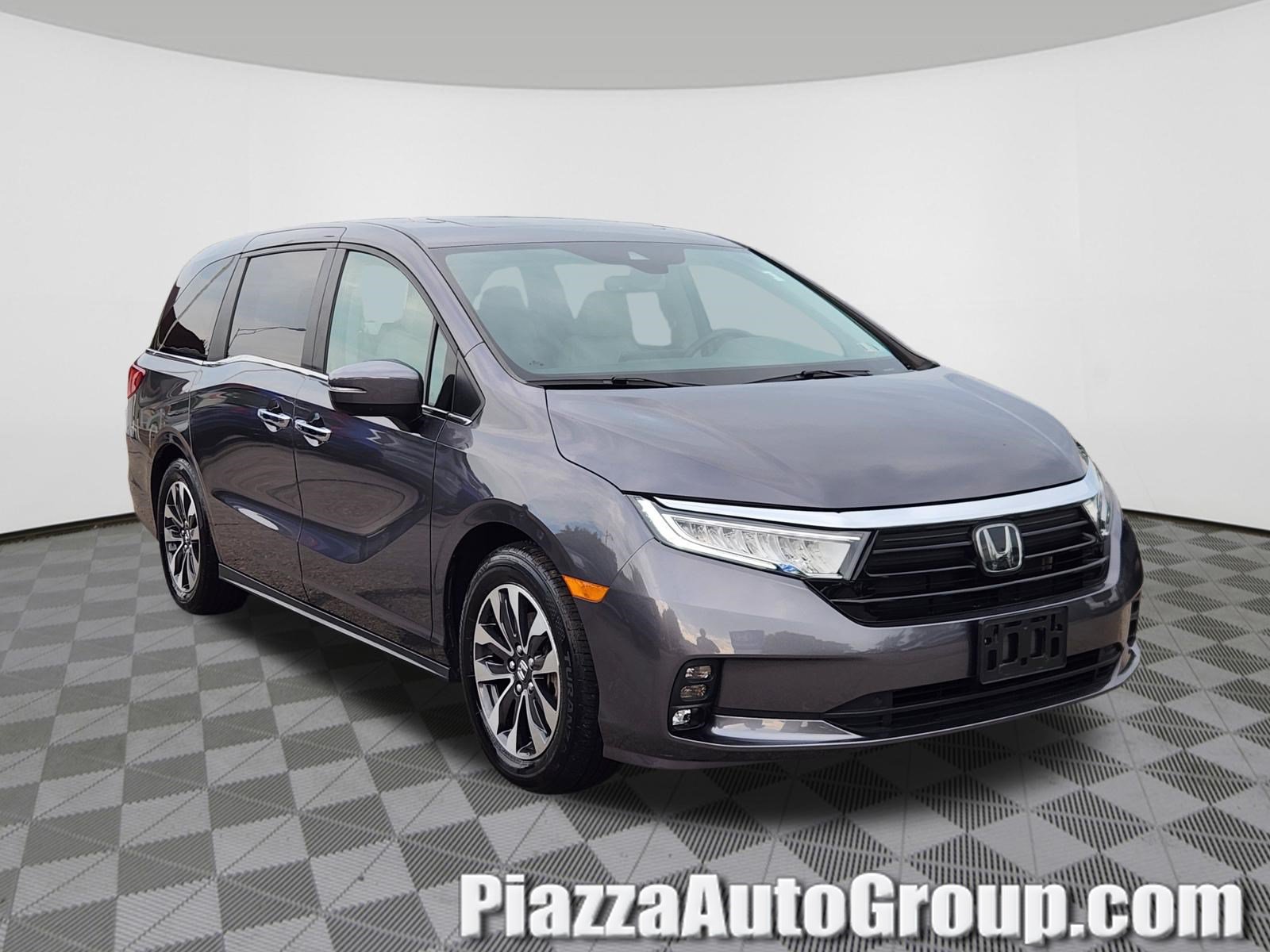 Certified 2024 Honda Odyssey EX-L image 1