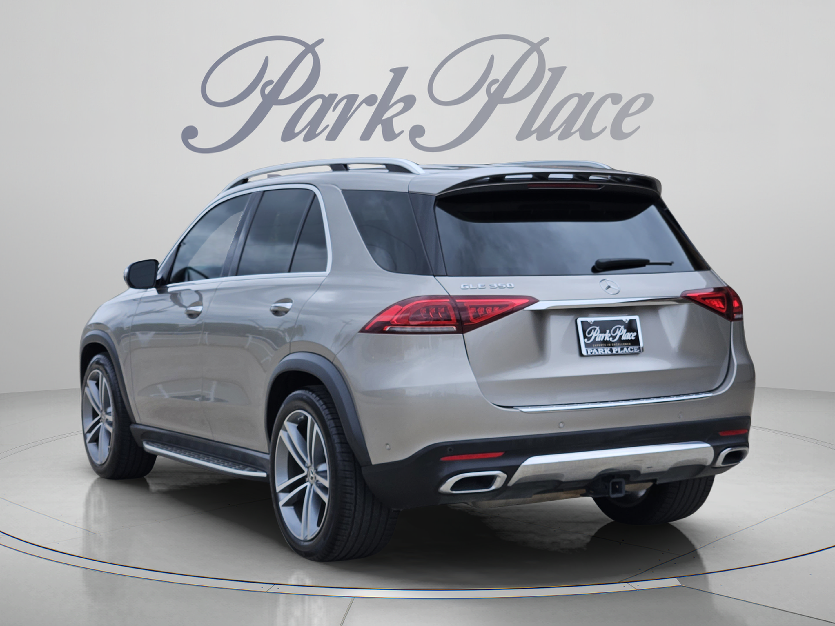 Used 2020 Mercedes-Benz GLE 350 image 3