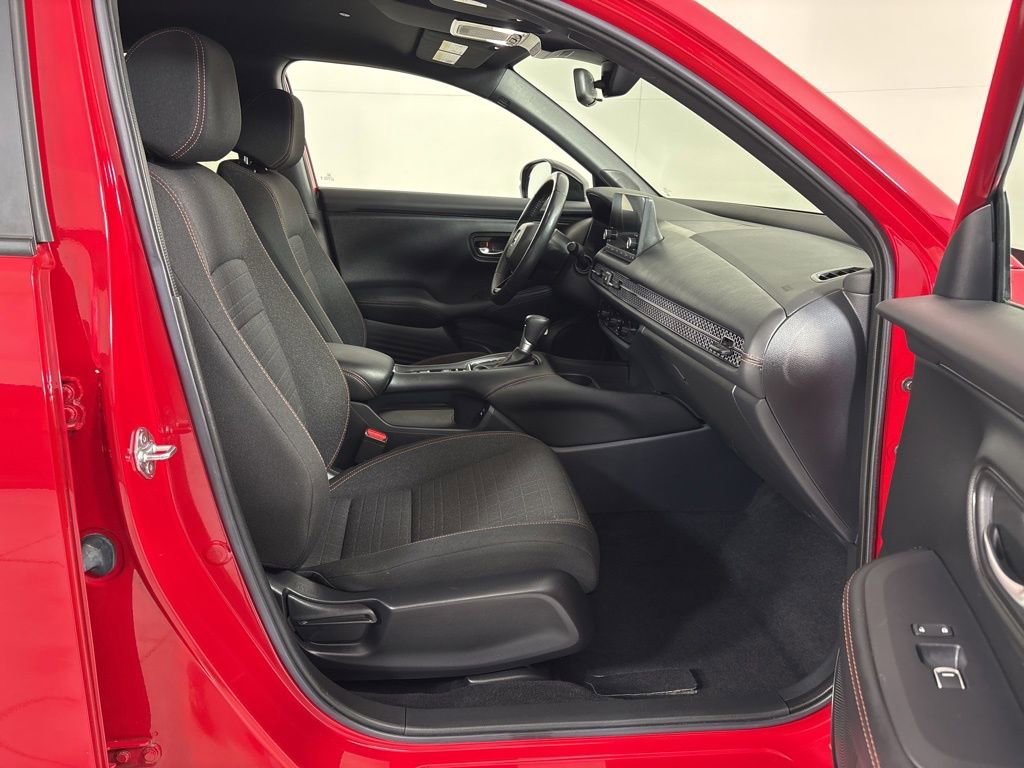 Used 2024 Honda HR-V Sport image 10