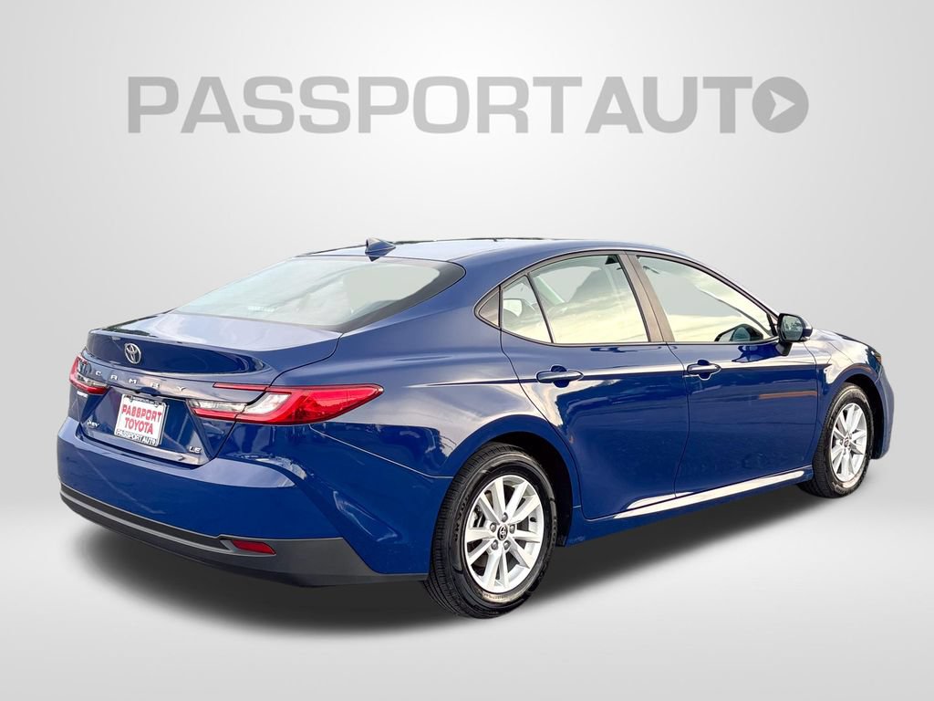 Used 2025 Toyota Camry LE FWD image 7