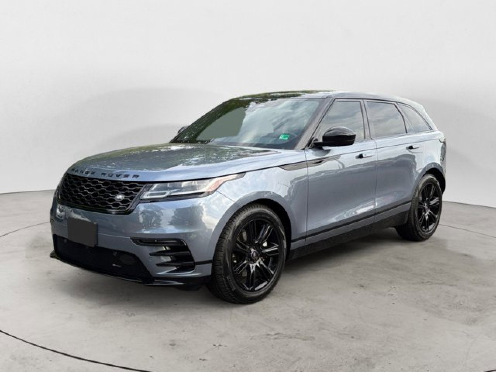 Certified 2022 Land Rover Range Rover Velar R-Dynamic S image 1