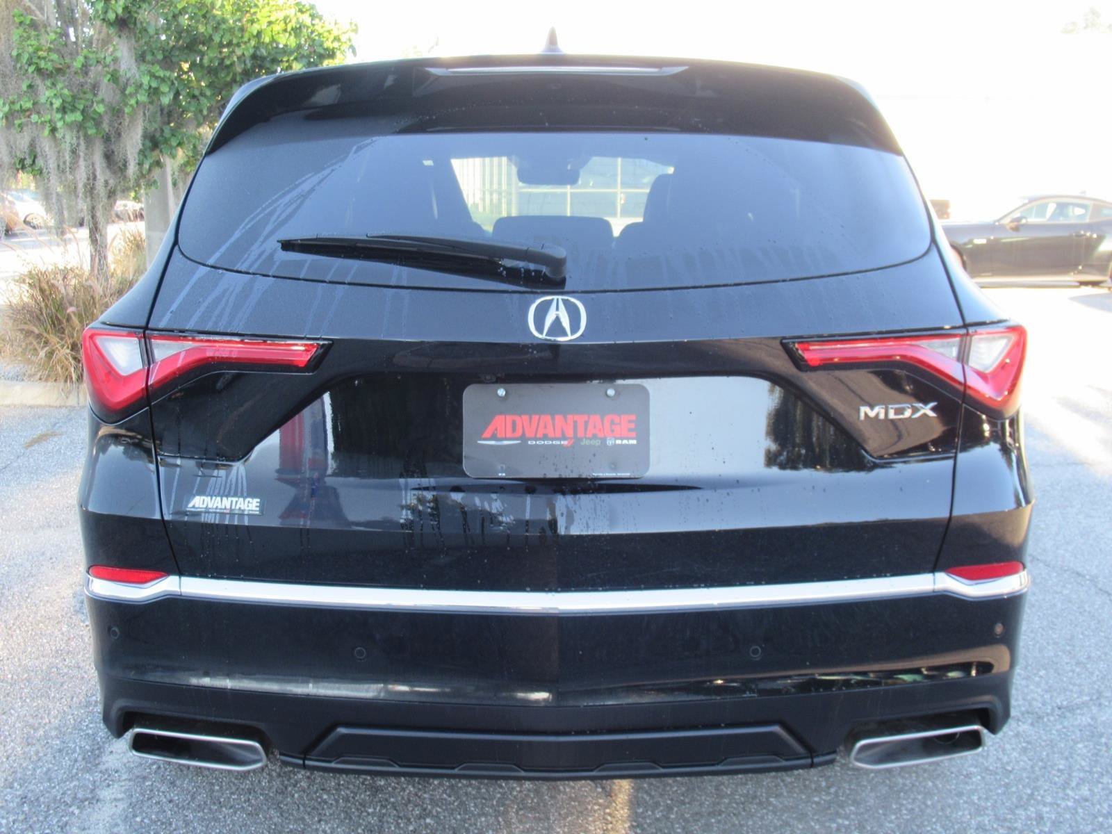 Used 2024 Acura MDX w/ Technology Package FWD image 7