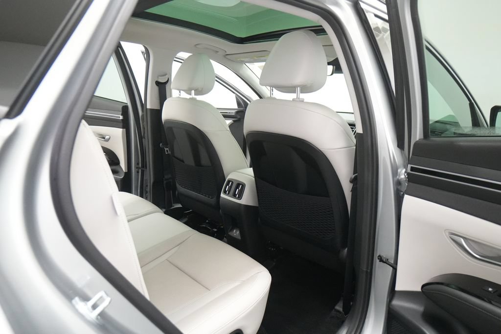 Used 2024 Hyundai Tucson Limited AWD/4WD image 31