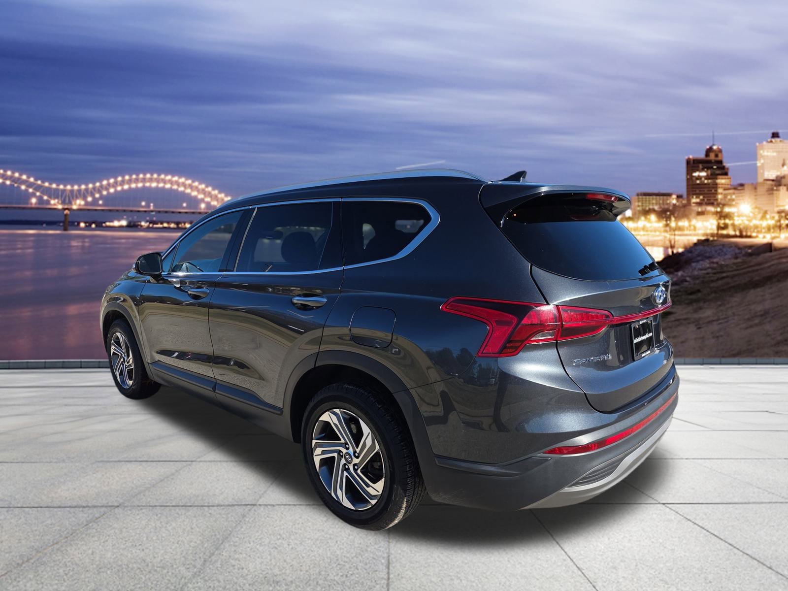 Used 2023 Hyundai Santa Fe SEL image 3