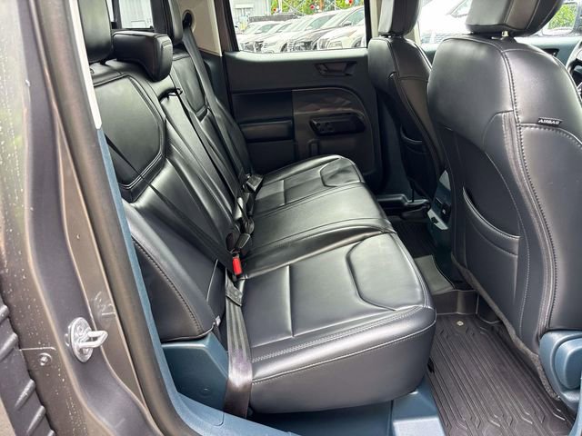 Used 2025 Ford Maverick Lariat w/ Black Appearance Package AWD/4WD image 19
