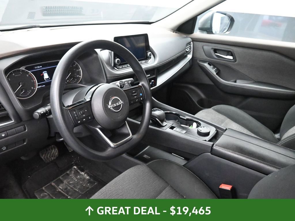 Used 2023 Nissan Rogue SV image 22