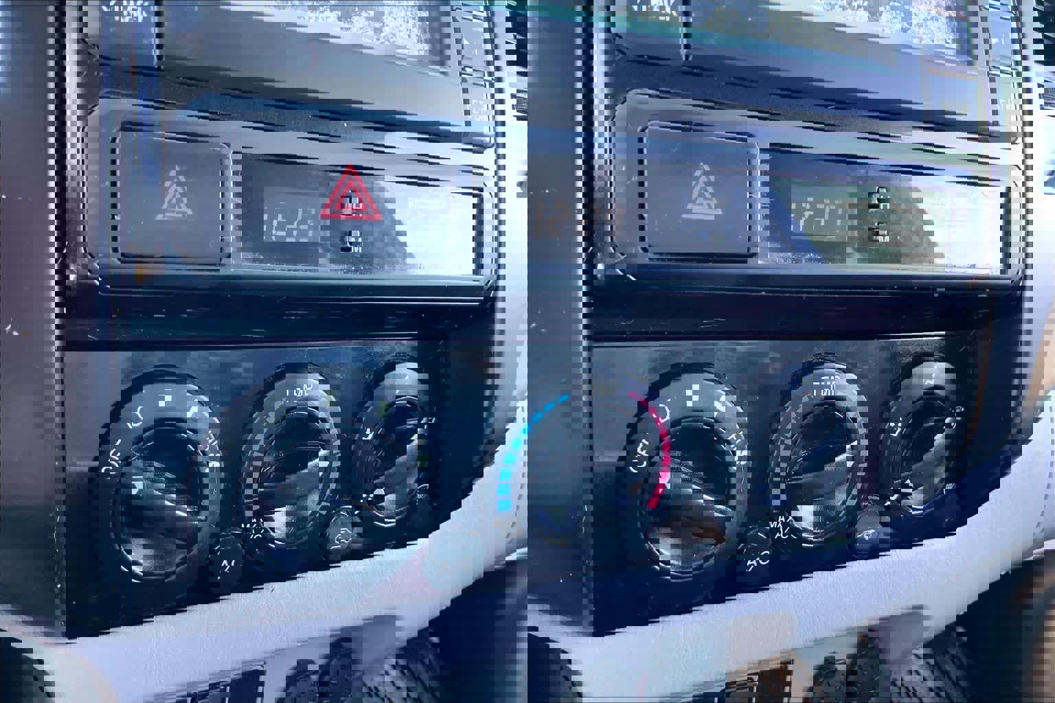 Used 2013 Toyota Tacoma PreRunner w/ Convenience Pkg image 30