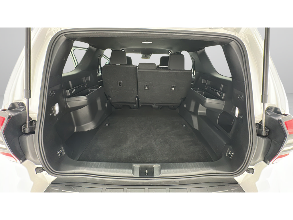 Used 2025 Toyota 4Runner SR5 AWD/4WD image 21