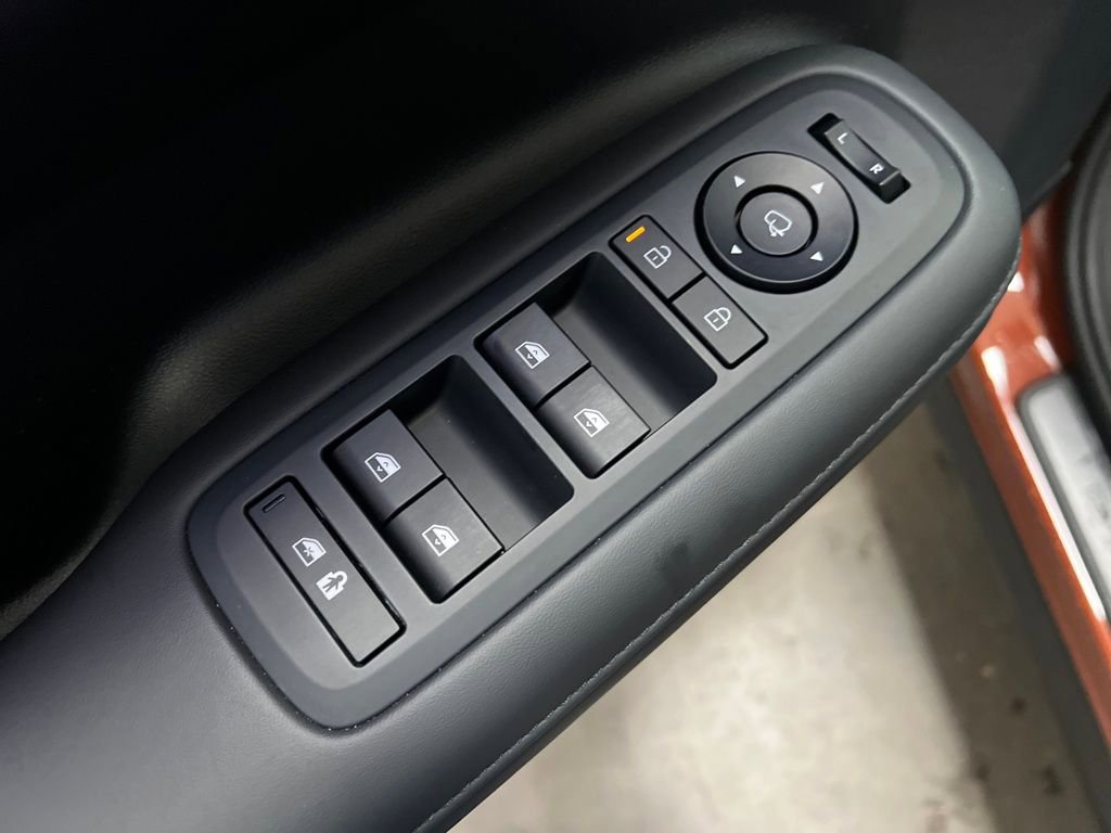 Used 2025 Hyundai Santa Fe Calligraphy image 13