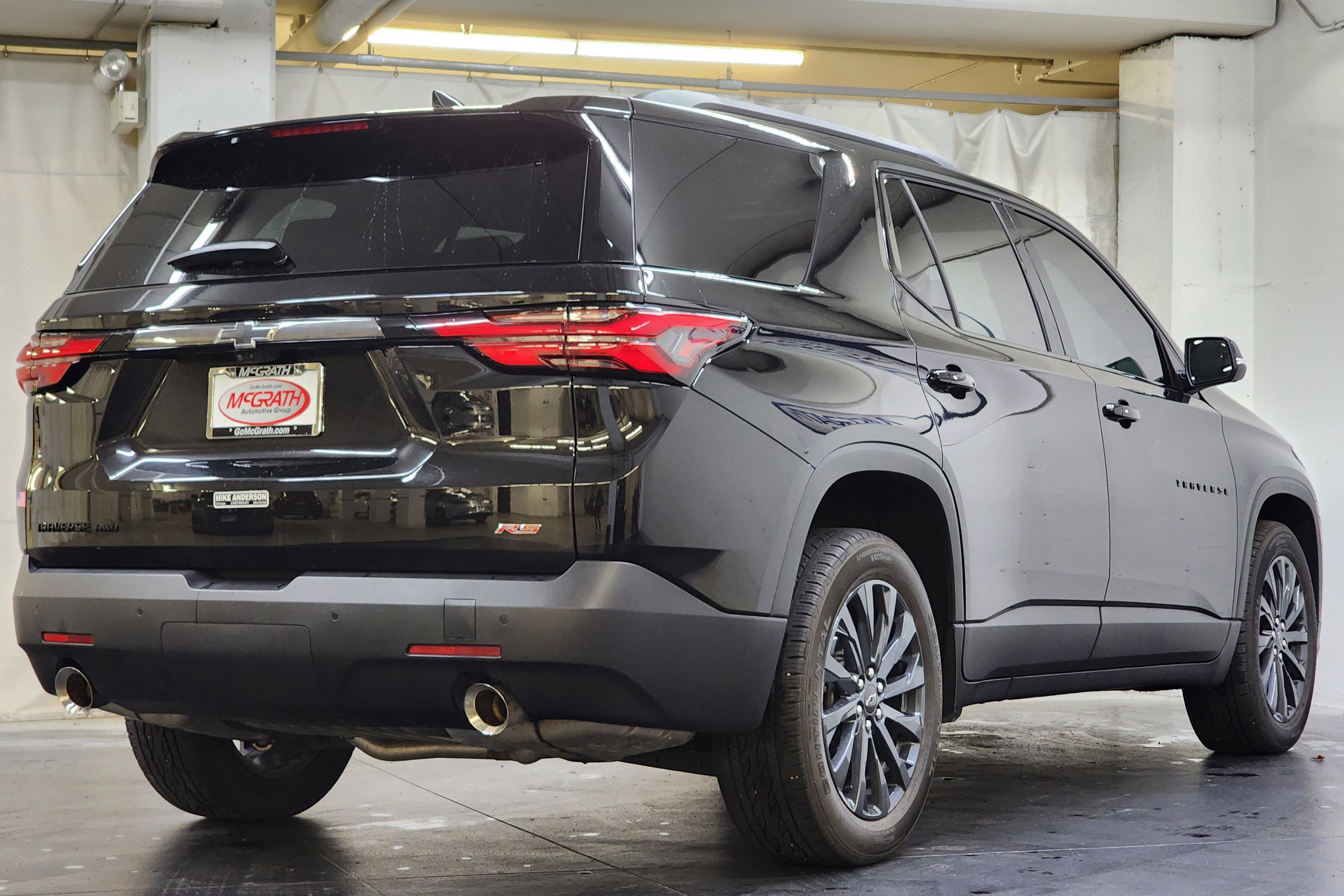 Used 2022 Chevrolet Traverse RS image 5