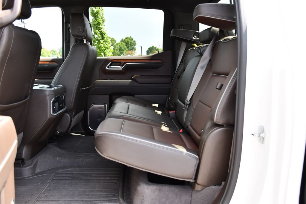 Used 2023 GMC Sierra 1500 Denali w/ Denali Reserve Package AWD/4WD image 22