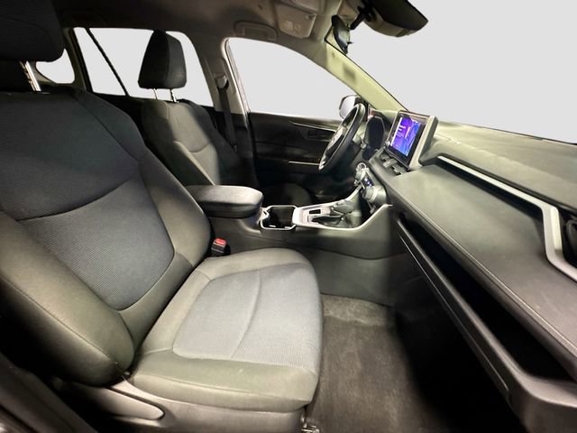 Used 2023 Toyota RAV4 LE AWD/4WD image 27