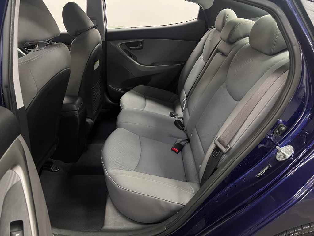 Used 2013 Hyundai Elantra GLS w/ Preferred Pkg FWD image 25