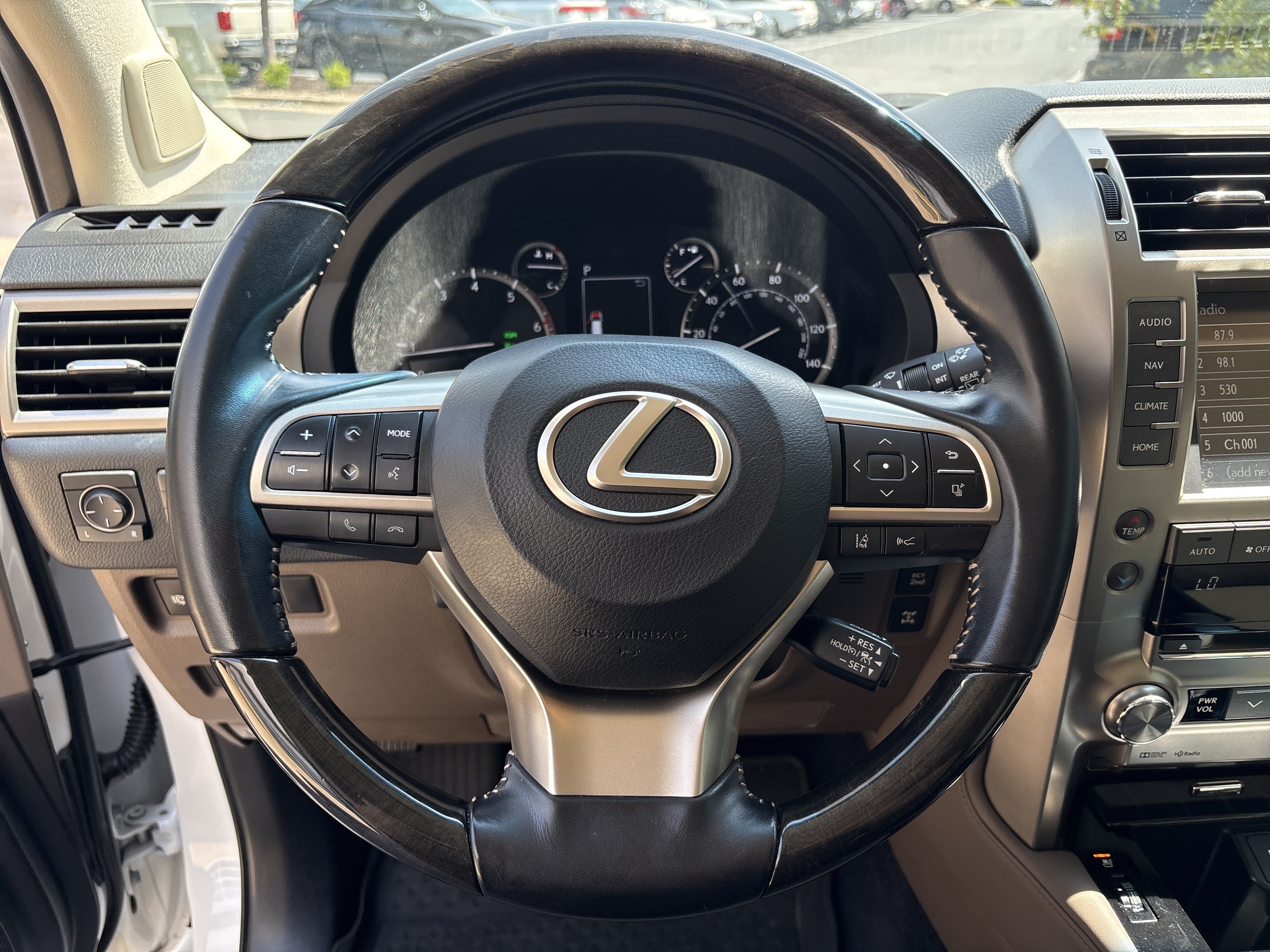 Used 2020 Lexus GX 460 Premium AWD/4WD image 18