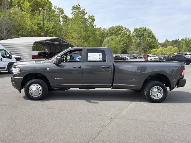 Used 2024 RAM 3500 Big Horn w/ Sport Appearance Package image 10