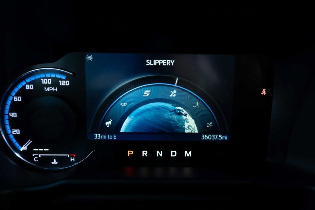 Used 2022 Ford Bronco Outer Banks image 27