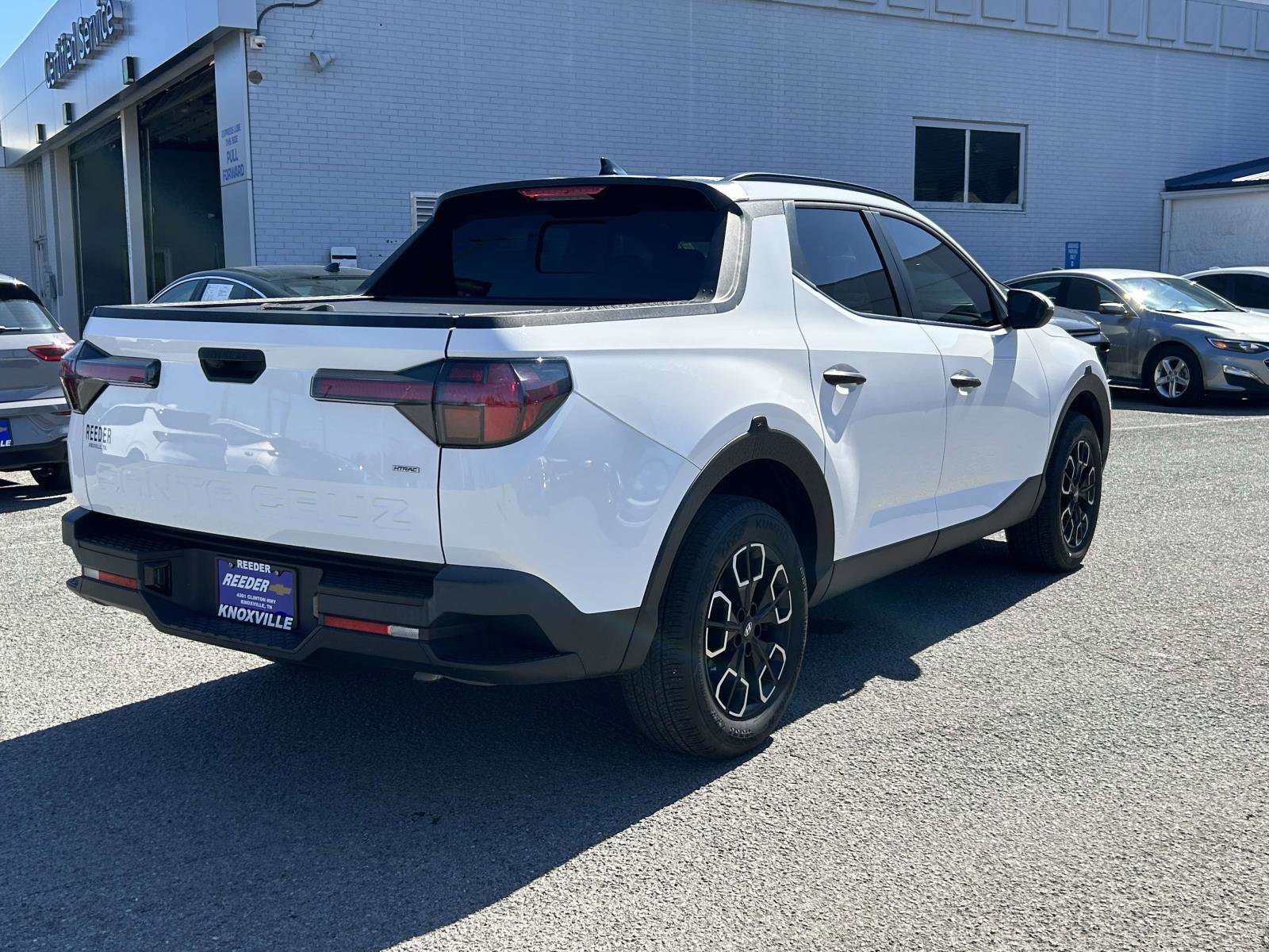 Used 2024 Hyundai Santa Cruz SEL w/ Activity Package image 3