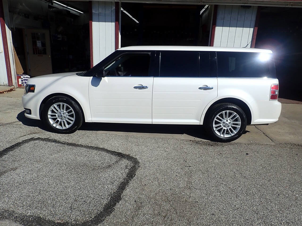 Used 2015 Ford Flex SEL w/ Equipment Group 202A AWD/4WD image 19