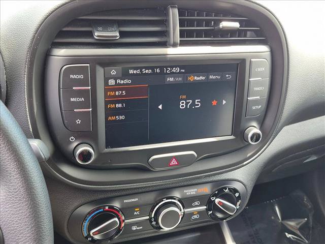 Used 2024 Kia Soul LX w/ Option Group 015 FWD image 14