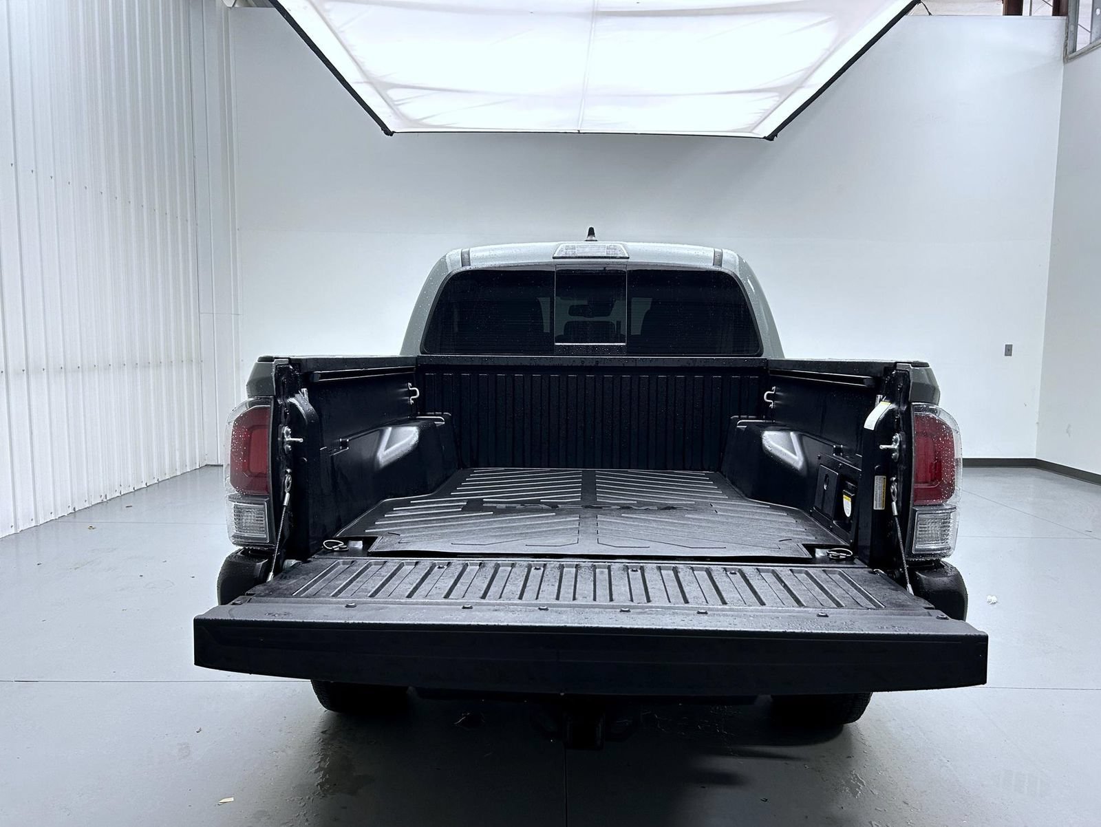 Used 2023 Toyota Tacoma TRD Off-Road AWD/4WD image 21