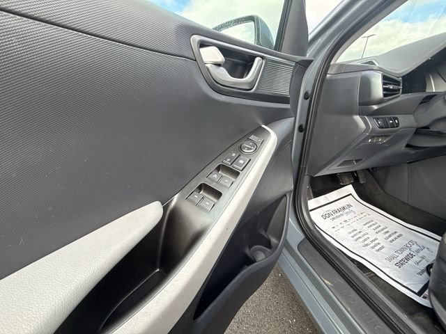 Used 2021 Hyundai Ioniq SE image 13