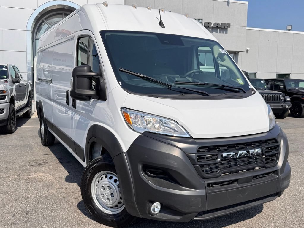 Used 2026 RAM ProMaster 2500 w/ Convenience Group FWD image 1