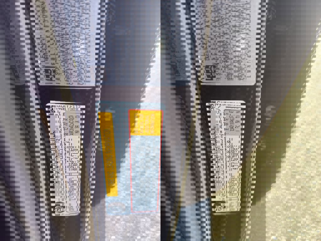 New 2026 GMC Sierra 2500 SLT w/ SLT Convenience Package image 24