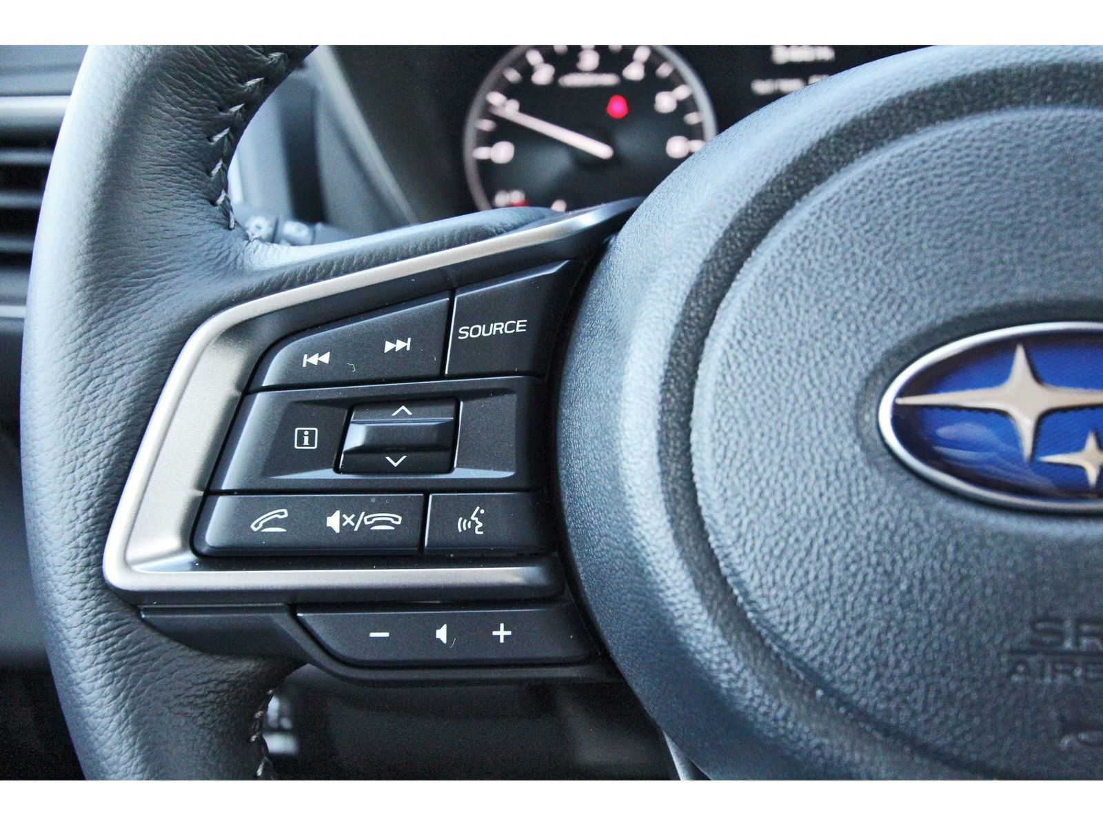 New 2026 Subaru Ascent Limited image 13