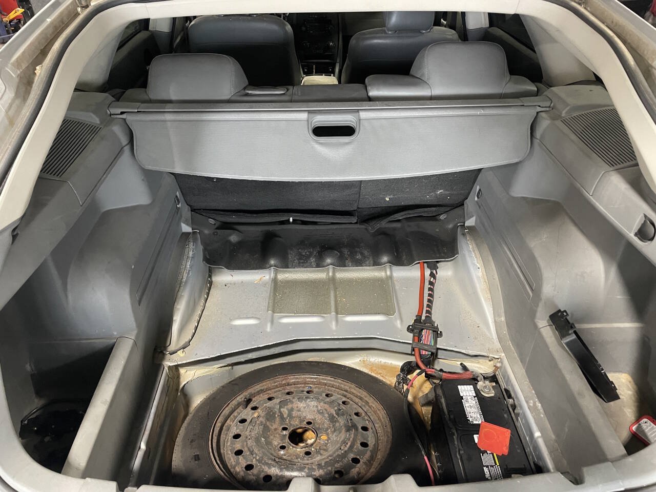 Used 2005 Dodge Magnum SE RWD image 14