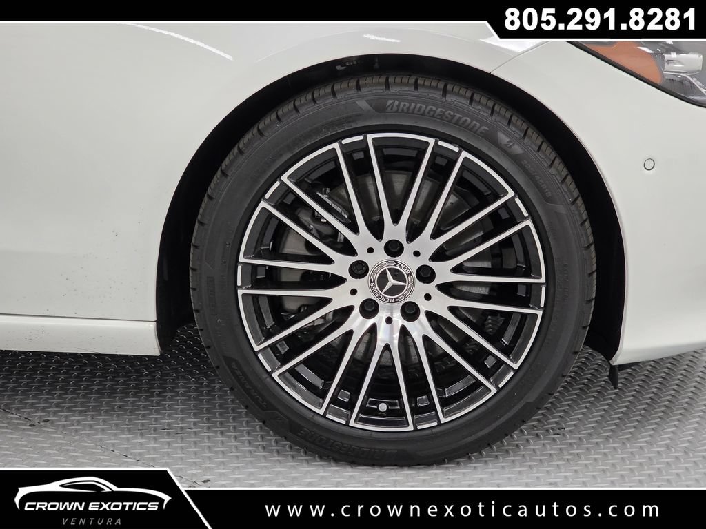 Used 2025 Mercedes-Benz C 300 Sedan image 9