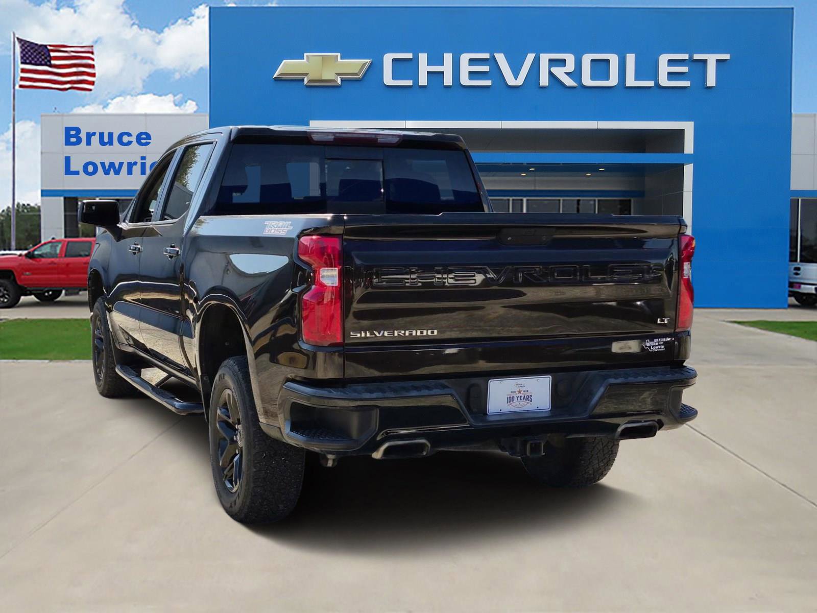 Used 2020 Chevrolet Silverado 1500 LT Trail Boss AWD/4WD image 4