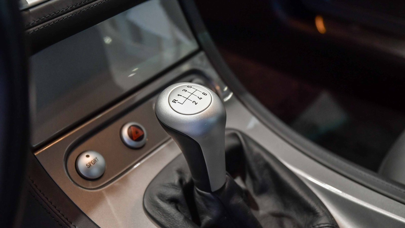 Used 2002 BMW Z8 image 25