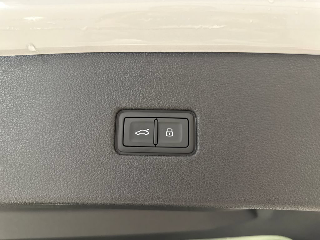 Used 2025 Audi RS Q8 performance AWD/4WD image 49