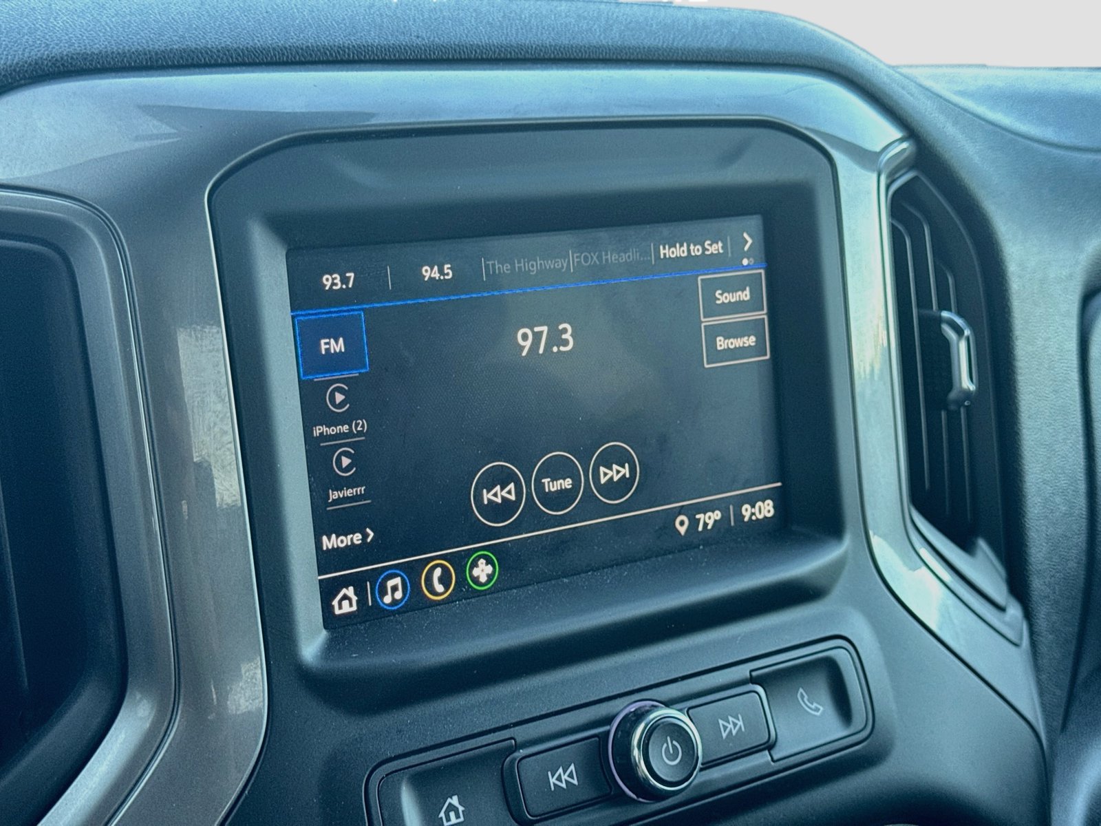 Used 2022 Chevrolet Silverado 1500 Custom AWD/4WD image 14