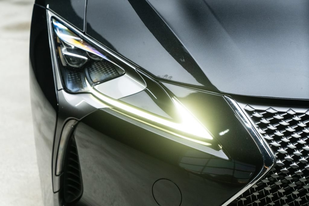 Used 2019 Lexus LC 500 Coupe w/ Touring Package RWD image 5