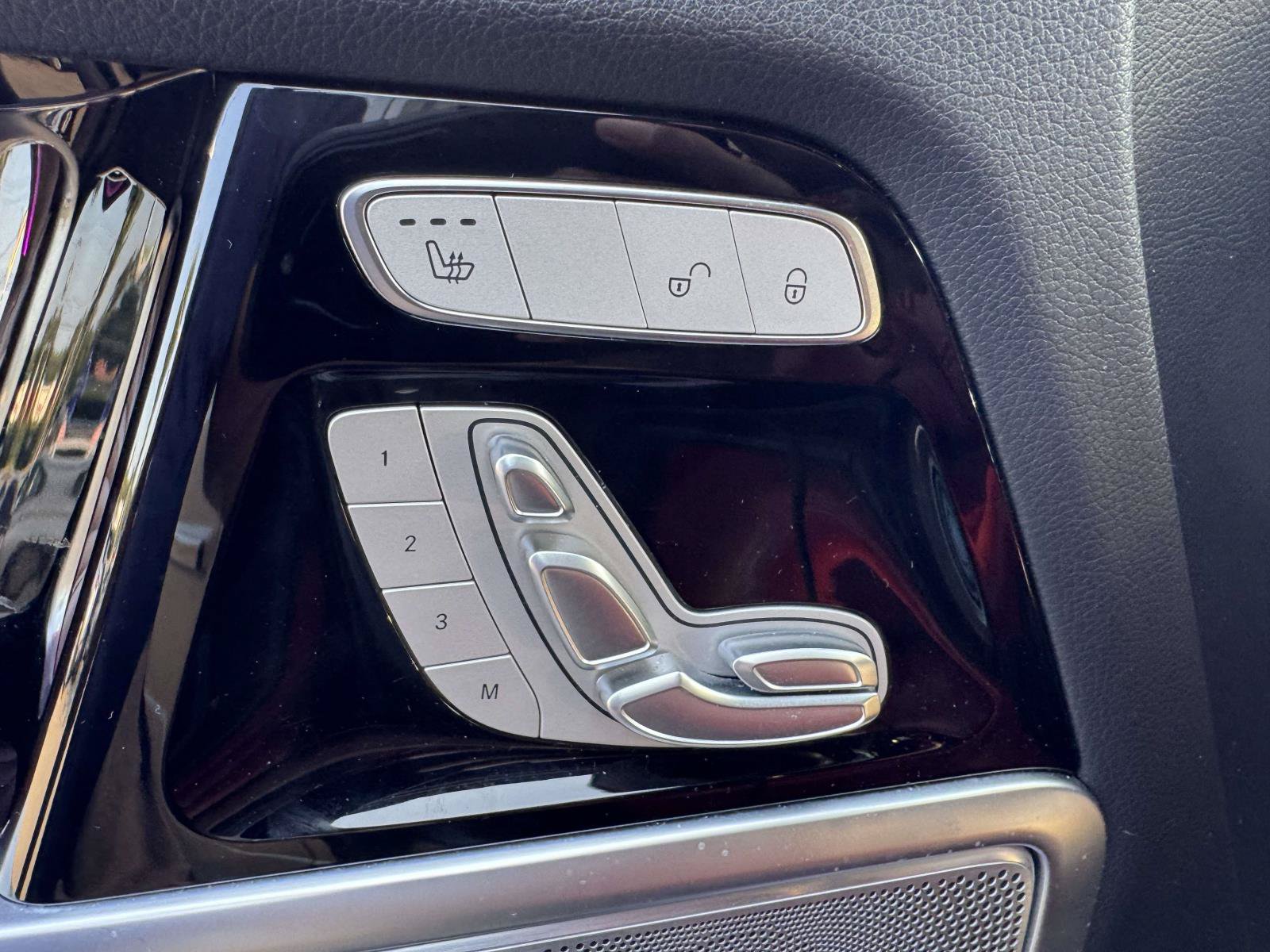 Used 2023 Mercedes-Benz G 550 image 28