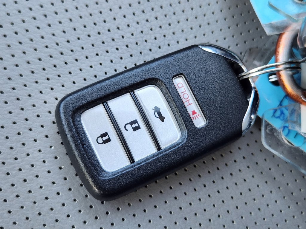 Used 2016 Honda CR-V Touring image 33