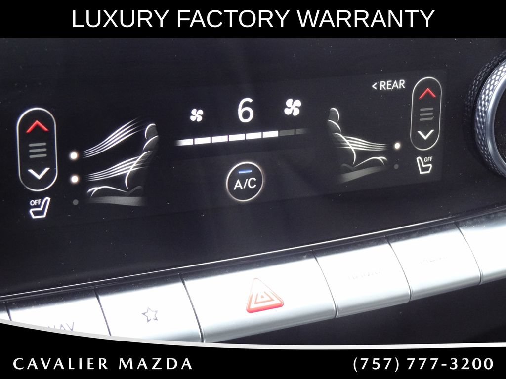 Used 2025 Genesis GV70 2.5T AWD/4WD image 47