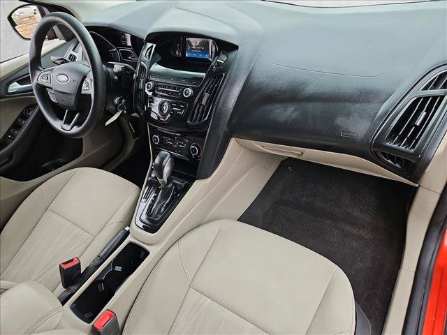 Used 2018 Ford Focus SE FWD image 23