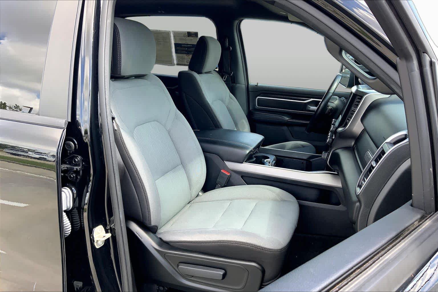 Used 2023 RAM 1500 Big Horn AWD/4WD image 17