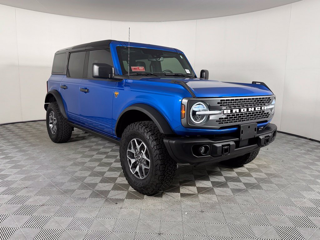 Used 2025 Ford Bronco Badlands AWD/4WD image 4